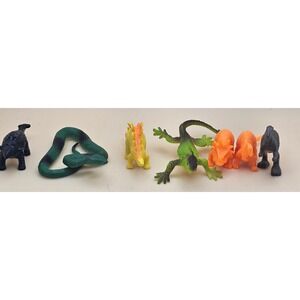 7pc Vintage Small Plastic Dinosaur and Reptile Toy Figure Lot Snake Lizard Dino